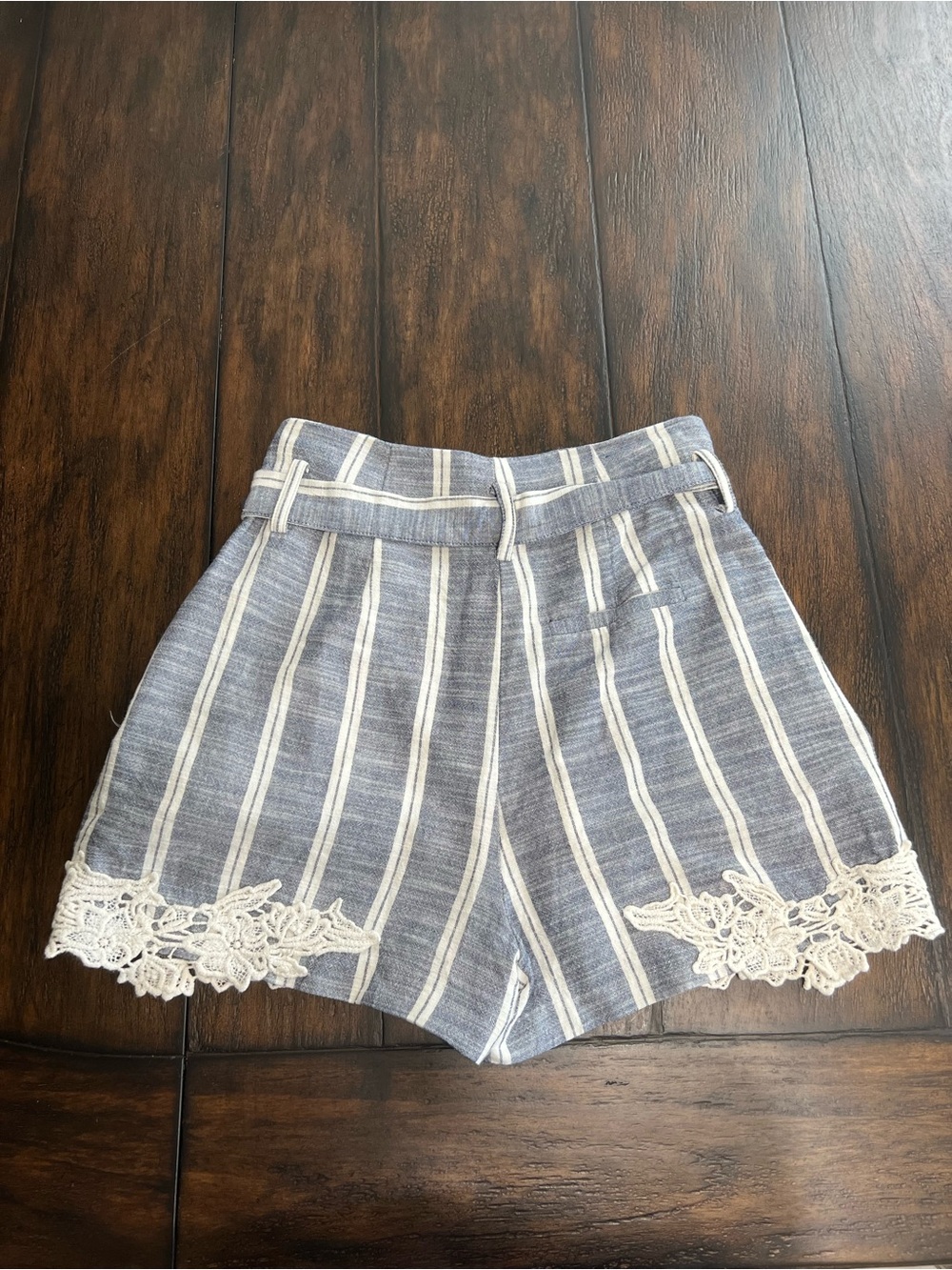 ZARA Paper Bag Shorts Blue White Stripe Shorts Crochet Detail Size XS - Picture 3 of 7